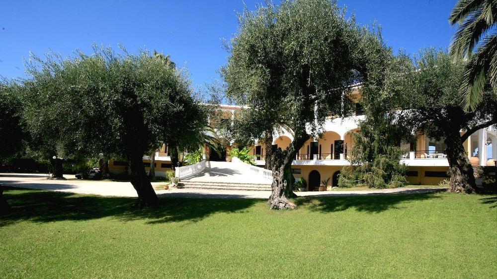 Paradise Hotel Corfu Гоувия Экстерьер фото
