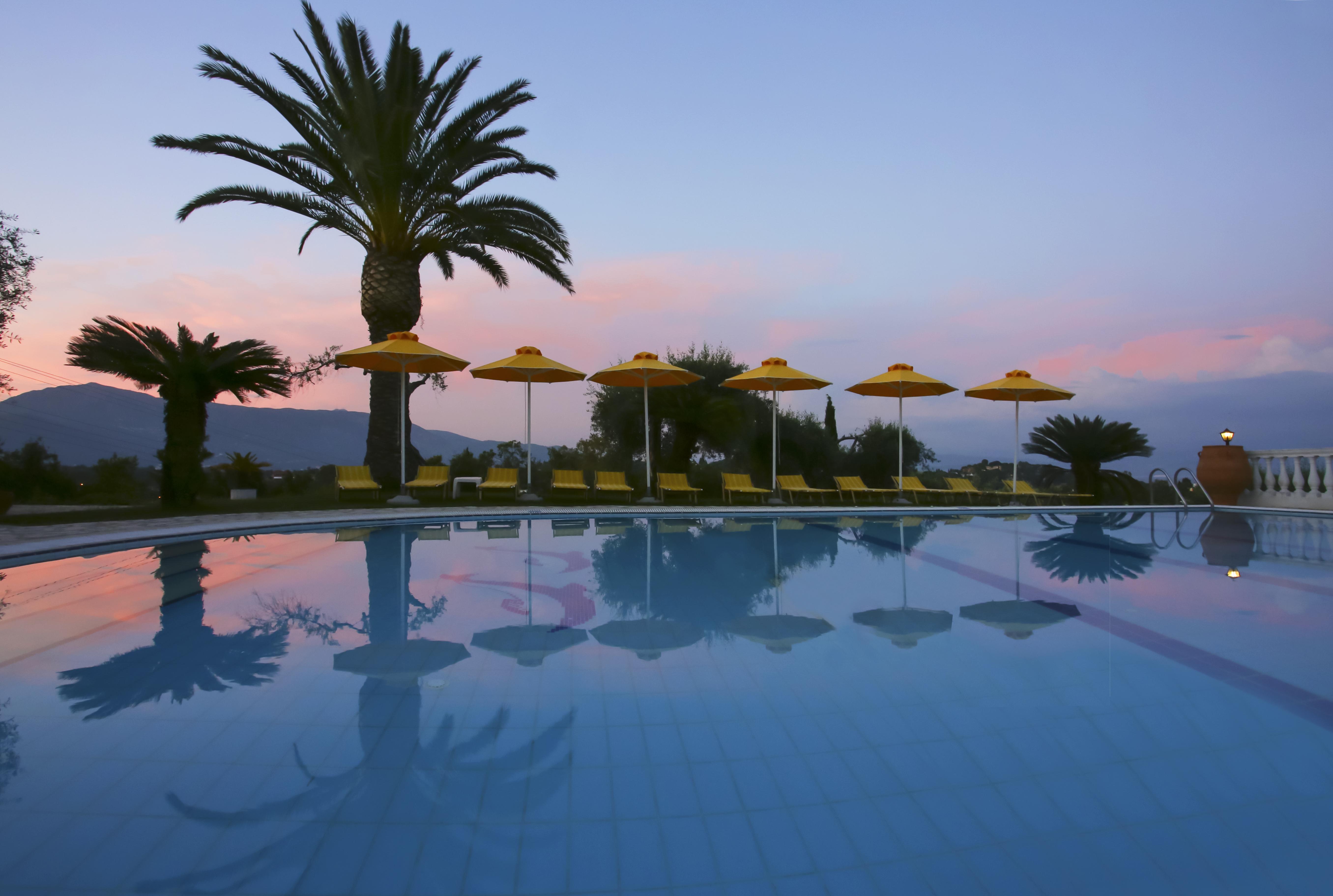 Paradise Hotel Corfu Гоувия Экстерьер фото