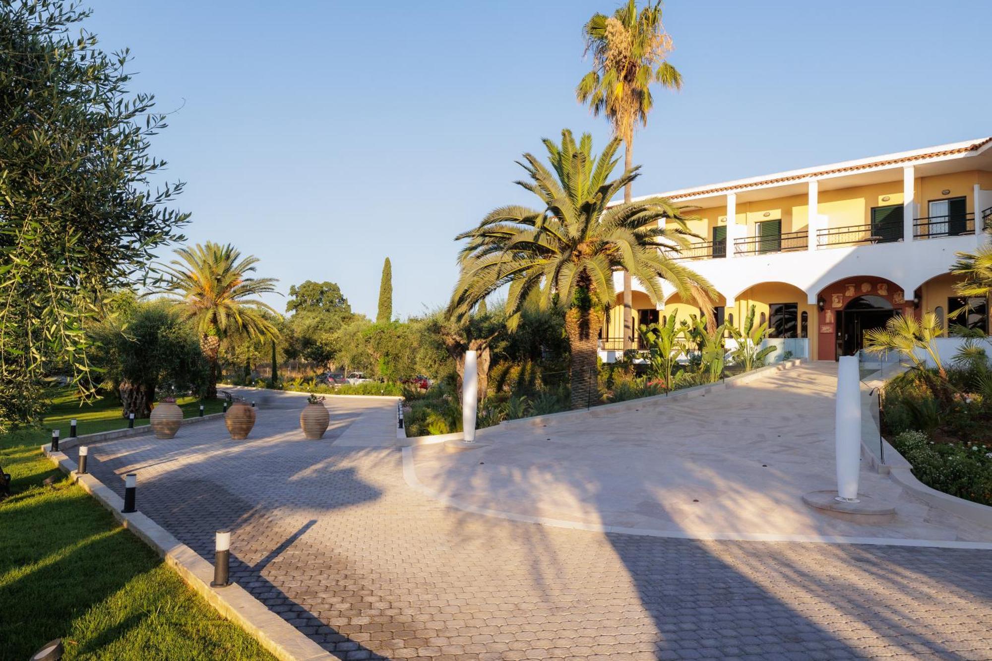 Paradise Hotel Corfu Гоувия Экстерьер фото